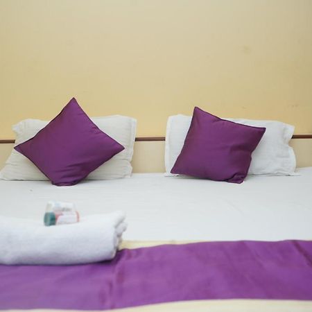 Hotel Nirmal Palace Kānpur Eksteriør bilde